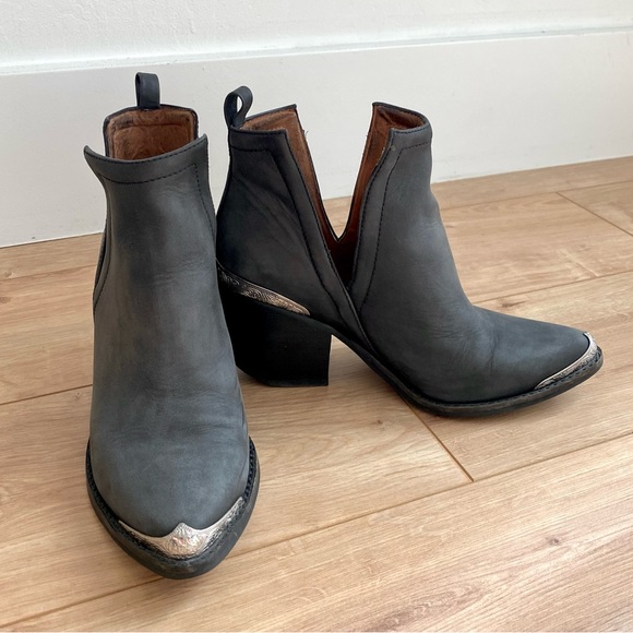 Jeffrey Campbell cromwell boots - Picture 4 of 12